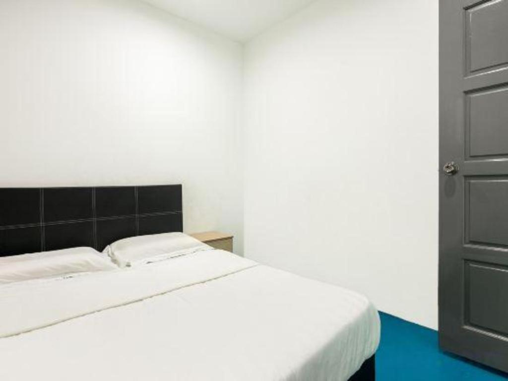 קוטה קינבלו Spot On 89726 Capsule Inn מראה חיצוני תמונה