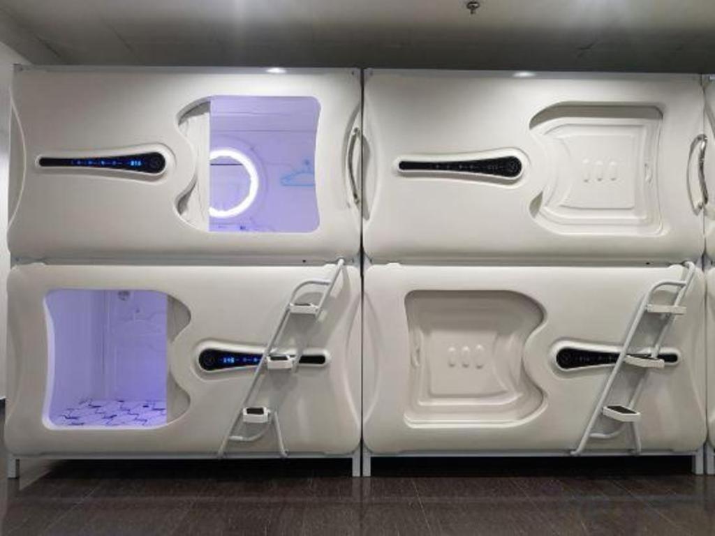 קוטה קינבלו Spot On 89726 Capsule Inn מראה חיצוני תמונה
