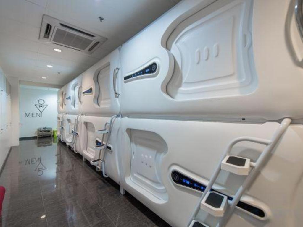 קוטה קינבלו Spot On 89726 Capsule Inn מראה חיצוני תמונה