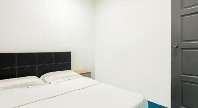 קוטה קינבלו Spot On 89726 Capsule Inn מראה חיצוני תמונה
